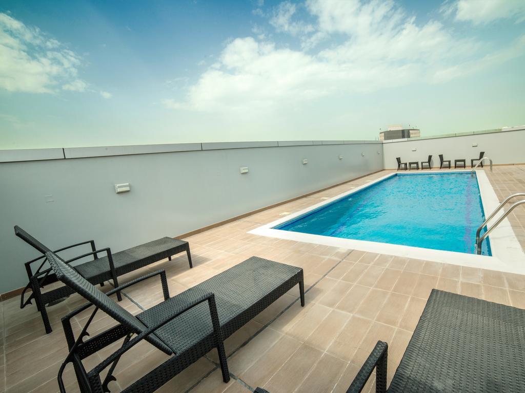 Golden Rose Luxury Suites Манама Экстерьер фото