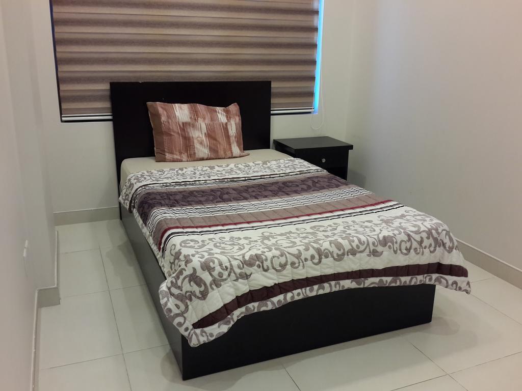Golden Rose Luxury Suites Манама Экстерьер фото